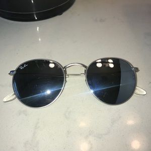Ray Ban Round Metal RB3447 Sunglasses/Italy
